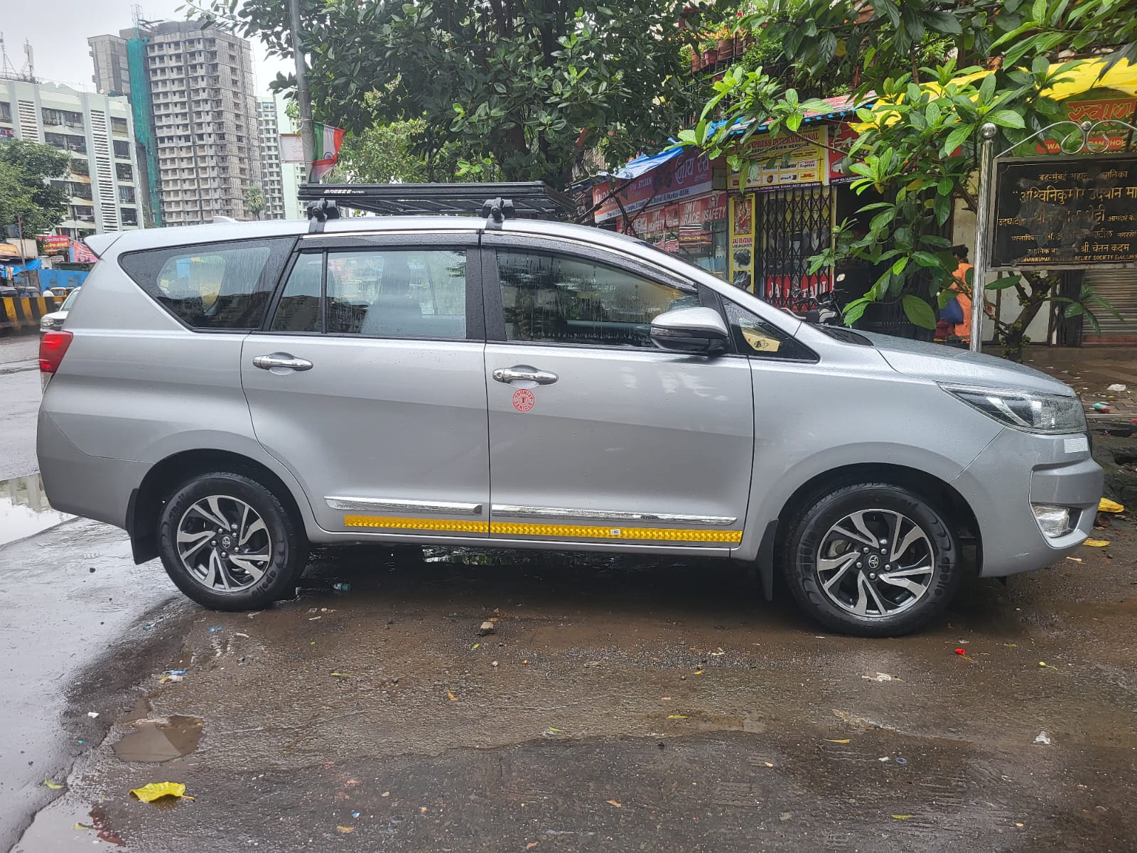Innova Crysta premium taxi